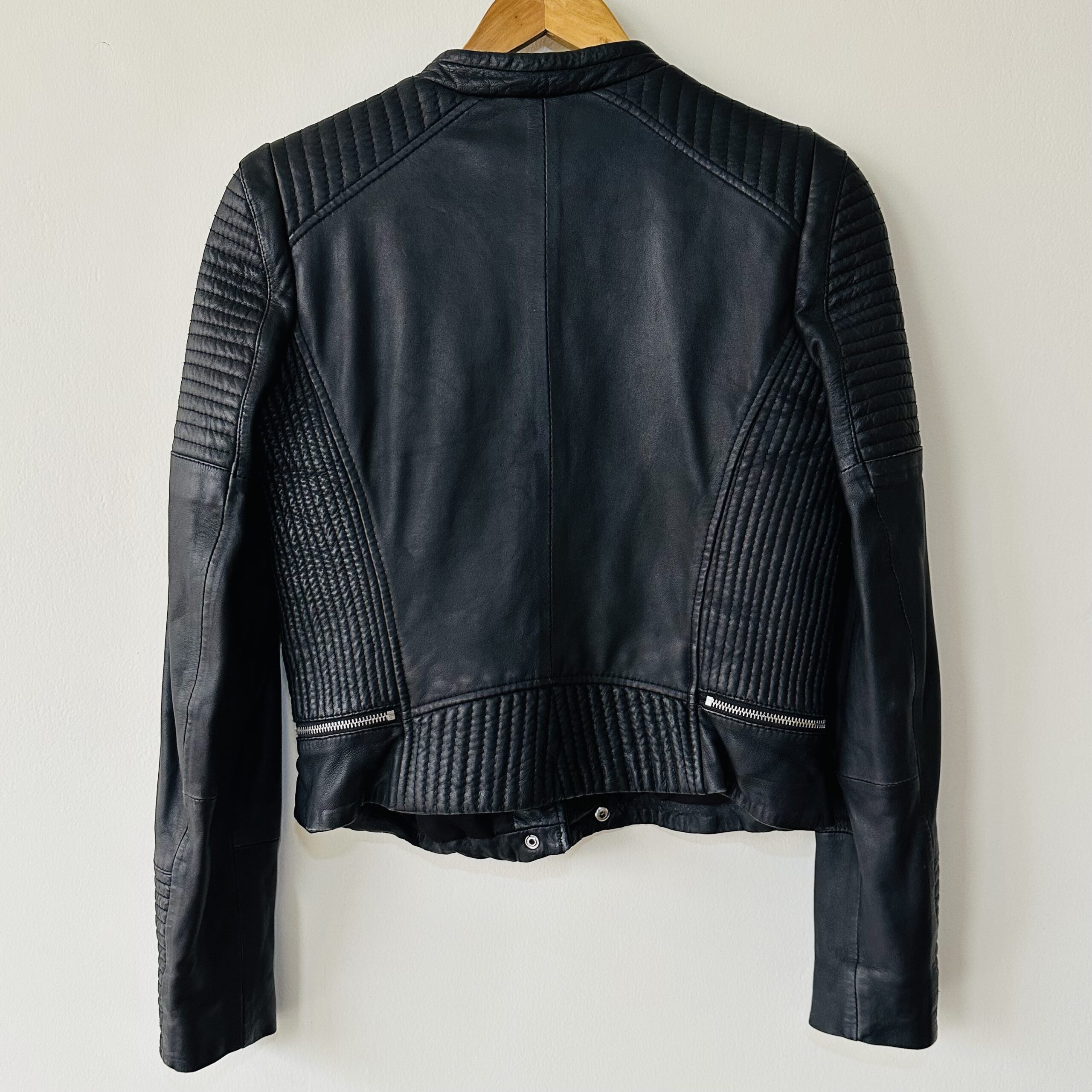 Casaca de cuero - Image 2