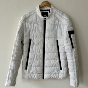 Casaca acolchada blanca Mossimo