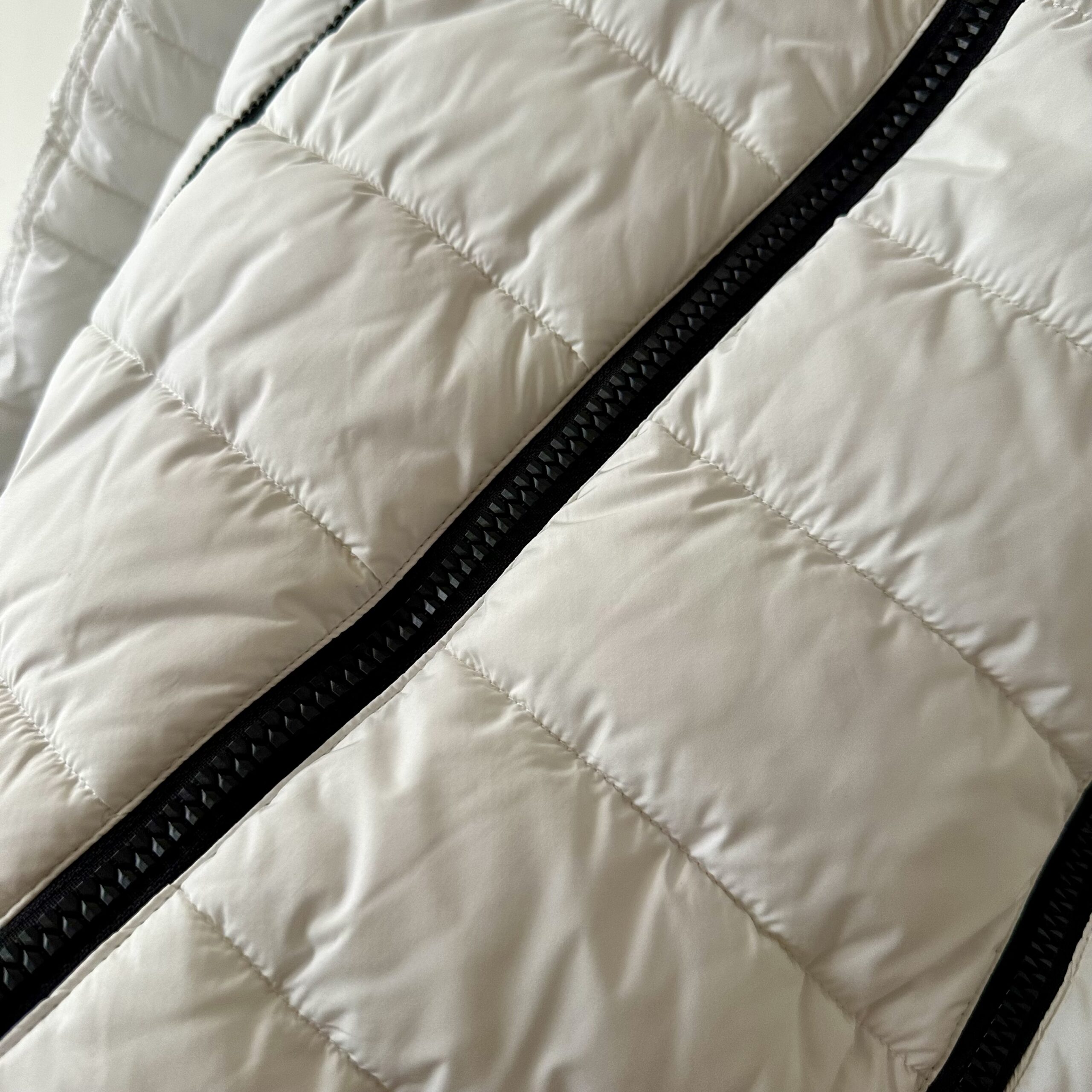 Casaca acolchada blanca Mossimo - Image 3